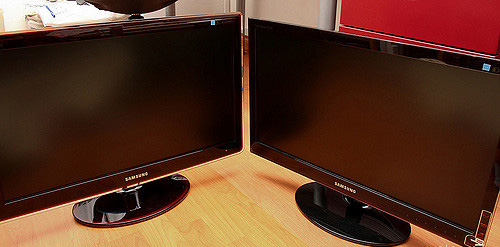 Samsung P2370H LCD HDMI , DVI,VGA