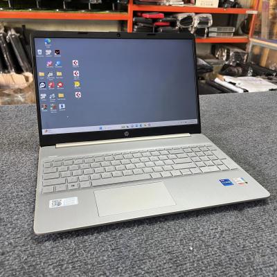 Laptop HP 15s fq2556TU i7 1165G7/8GB/512GB /15.6 full HD