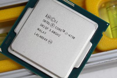 CPU Intel Core i7 4790 3.6Ghz / 8MB / HD 4600 Graphics / Socket 1150