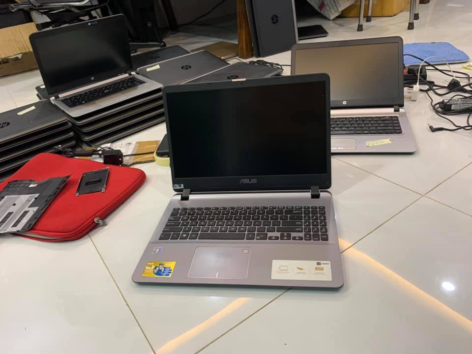 Laptop Asus VivoBook X507UA i3 7020U/4GB/1TB/Win10