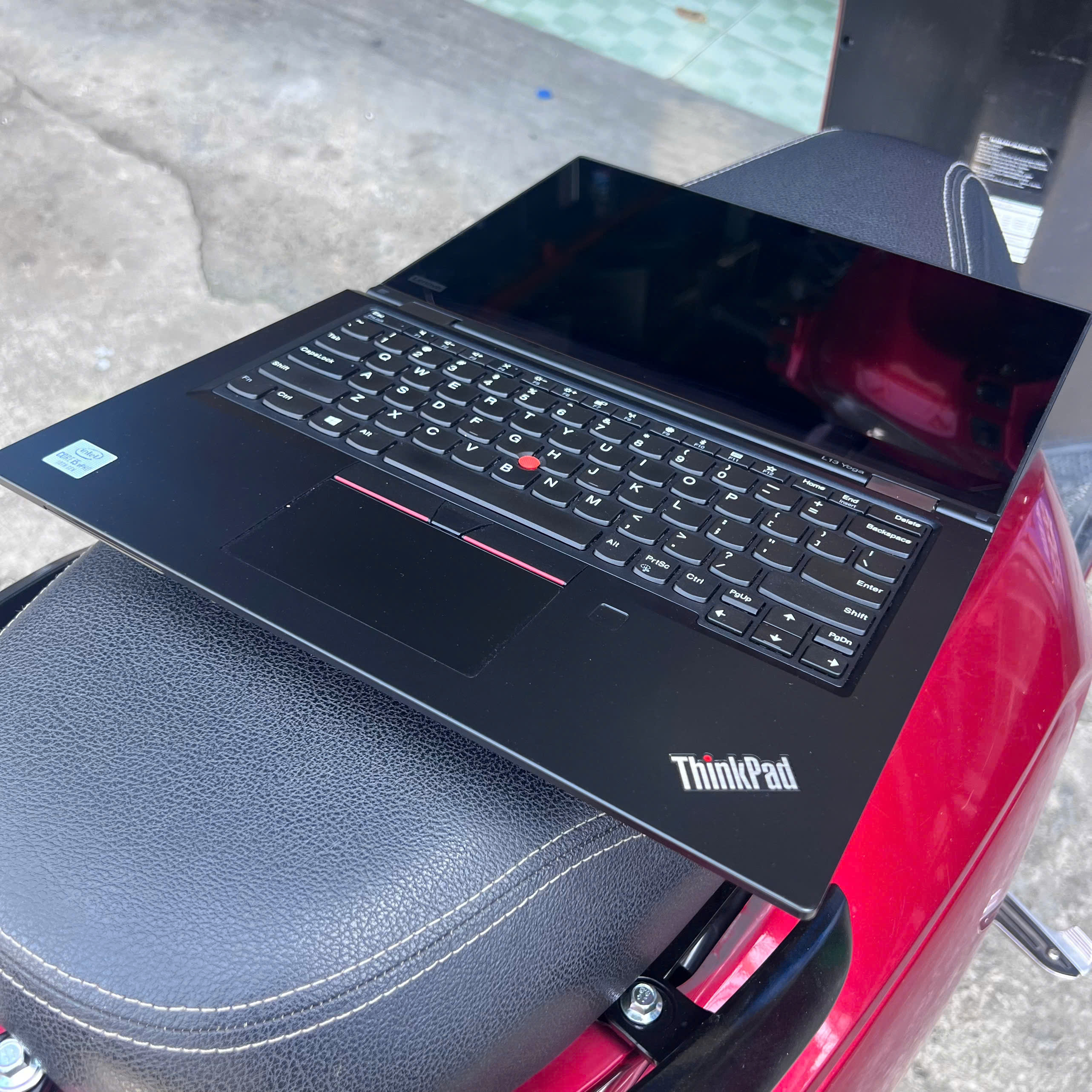 Thinkpad Yoga L13 i5 10310U 2 in 1 Pen Touch màn 360 cảm ứng siêu nhạy